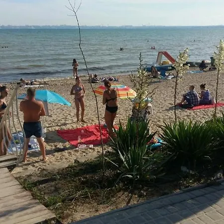 Apartment Flat Near The Sea *